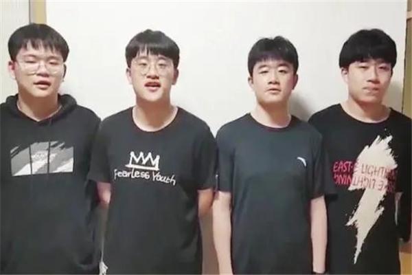 武漢四胞胎萌寶成長足跡最新視頻公開！